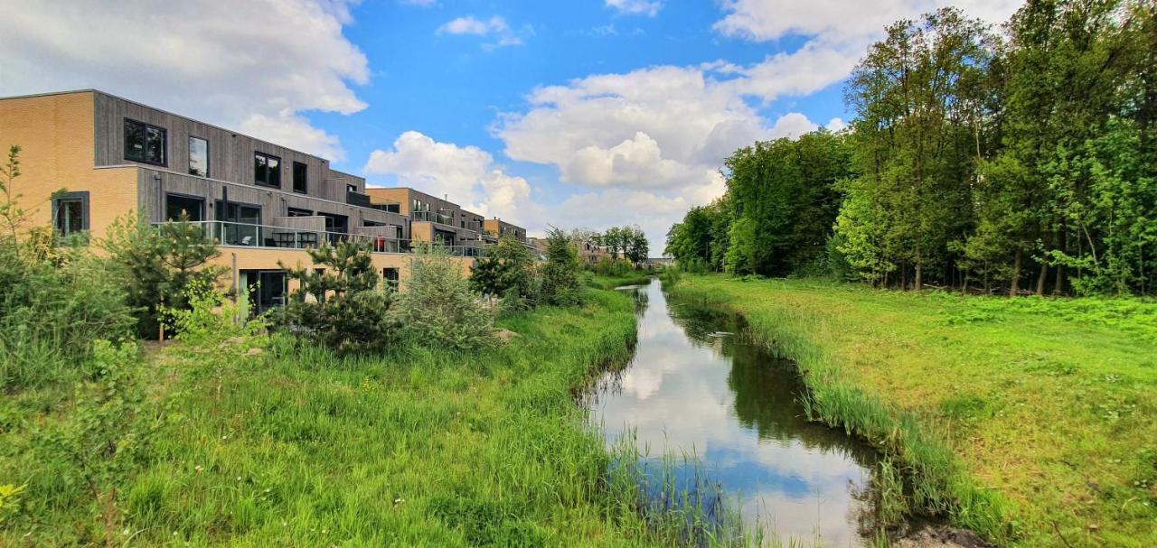 Inntermezzo Almere Buitenkant foto